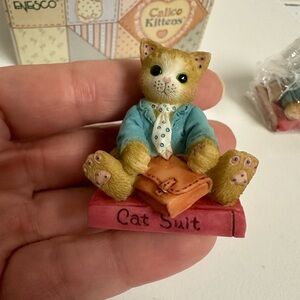 Enesco Calico Kittens Cat Figurine set of 3 “Cat Suit” Brand new